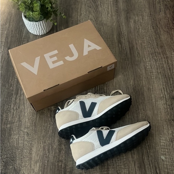 veja rio branco aircell “Lunar Nautico” Sneakers size 6 new in box, navy/gray - Picture 8 of 12